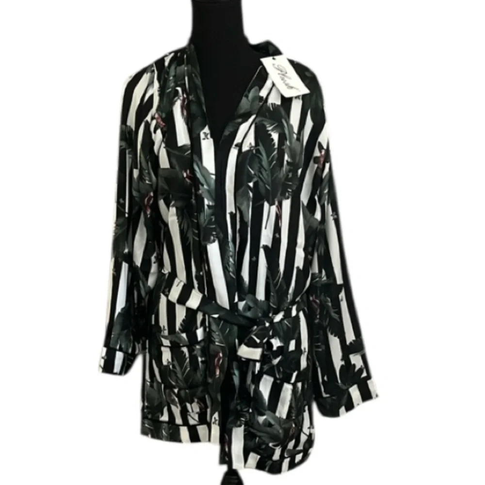 🆕 Plush Revolve Robe Women’s Black White Stripe Jungle Print Tropical XS